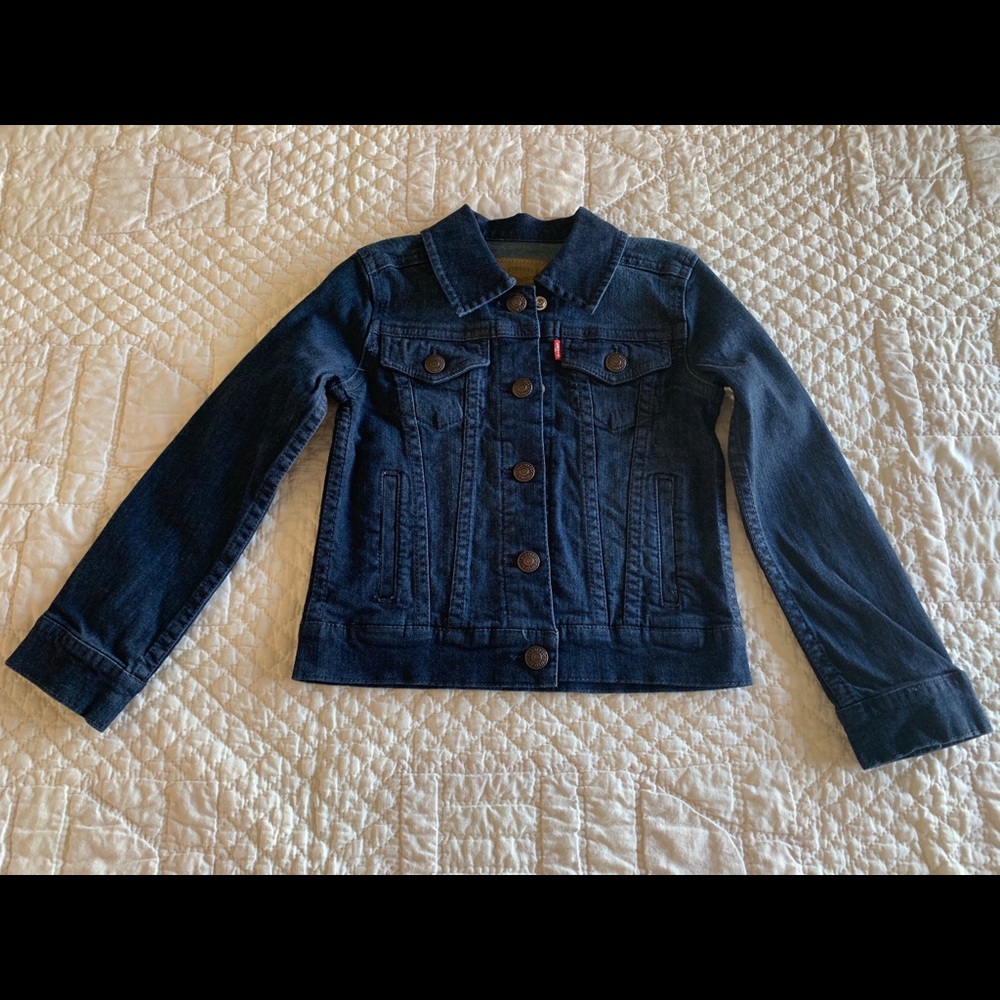 Girls Levi’s denim jacket 4t